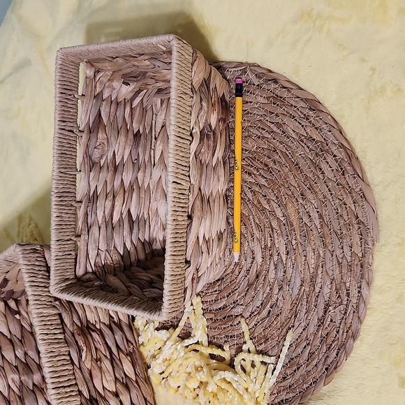 Wicker baskets - Picture 7 of 9